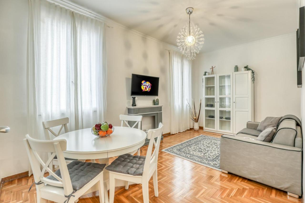 Atrhome Penthouse Frattina Rom Exteriör bild
